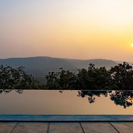 Lermitage Farms Kashid Alibaug Villa Buitenkant foto