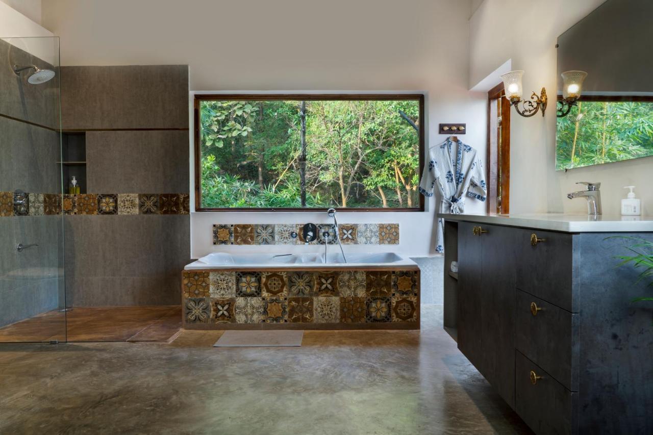 Lermitage Farms Kashid Alibaug Villa Buitenkant foto